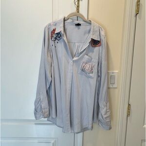 Womens button down find embroidered top